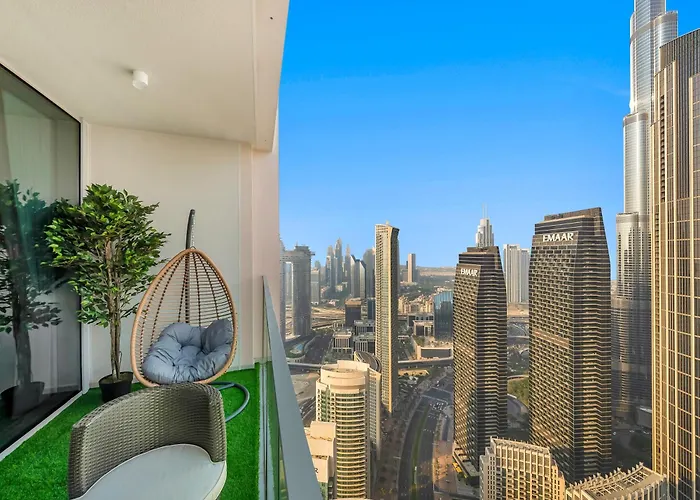 New! Panoramic Downtown & Fountain Views From High Floors
