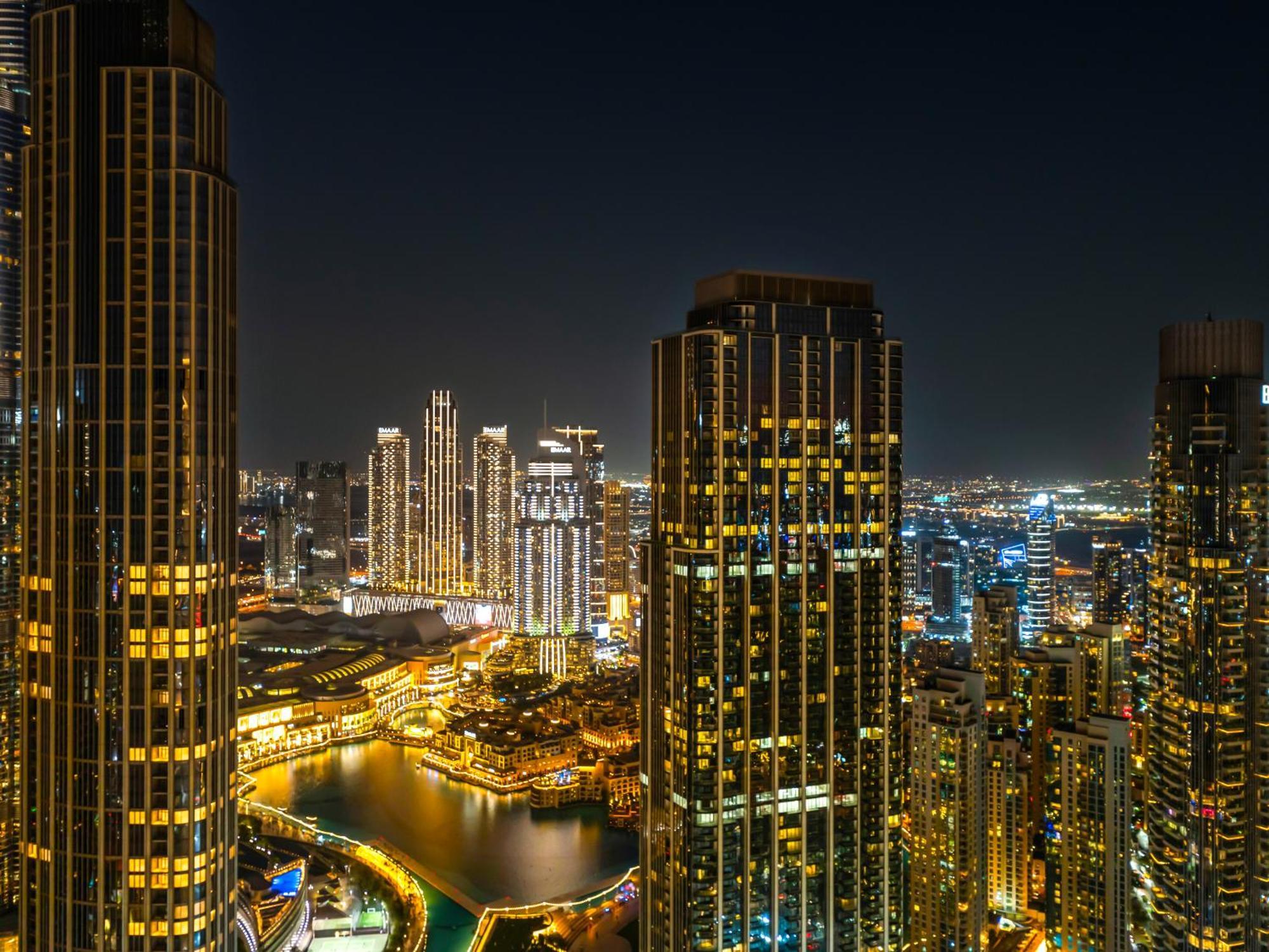 New! Panoramic Downtown & Fountain Views From High Floors Апартаменти *