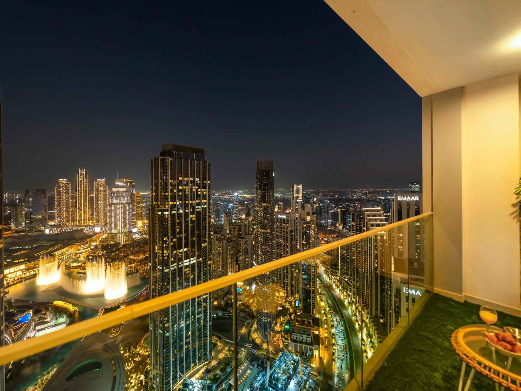 New! Panoramic Downtown & Fountain Views From High Floors Апартаменти *
